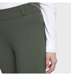 Adele woman breeches